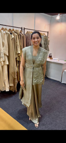 Ivory Elan